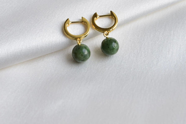 When Were Jade Gold Earrings Popular?